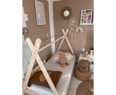 Hausbett für Kinder mit Rausfallschutz und Lattenrost TIPI Montessori Holz